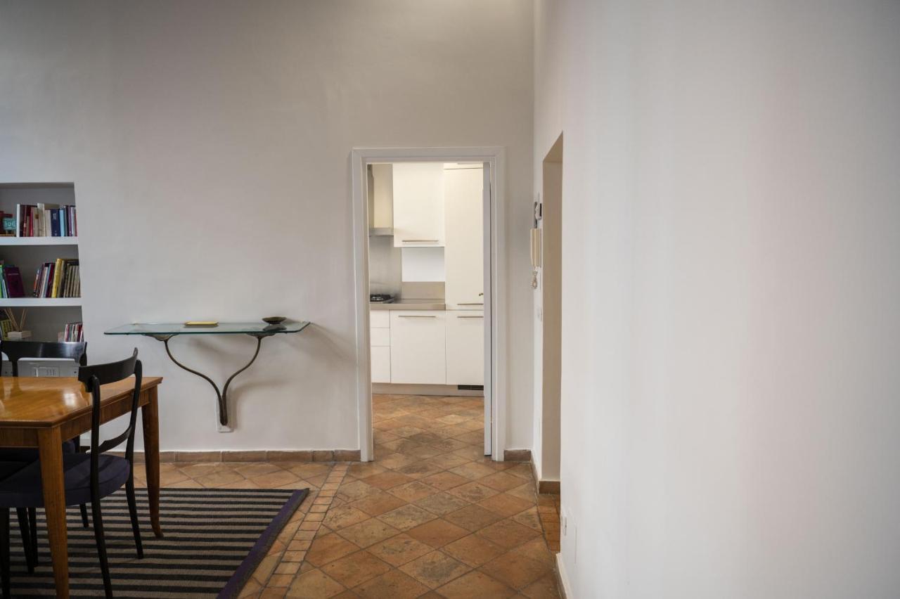 Artsy And Elegant Apartment Near Pantheon โรม ภายนอก รูปภาพ