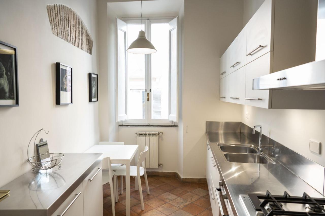 Artsy And Elegant Apartment Near Pantheon โรม ภายนอก รูปภาพ