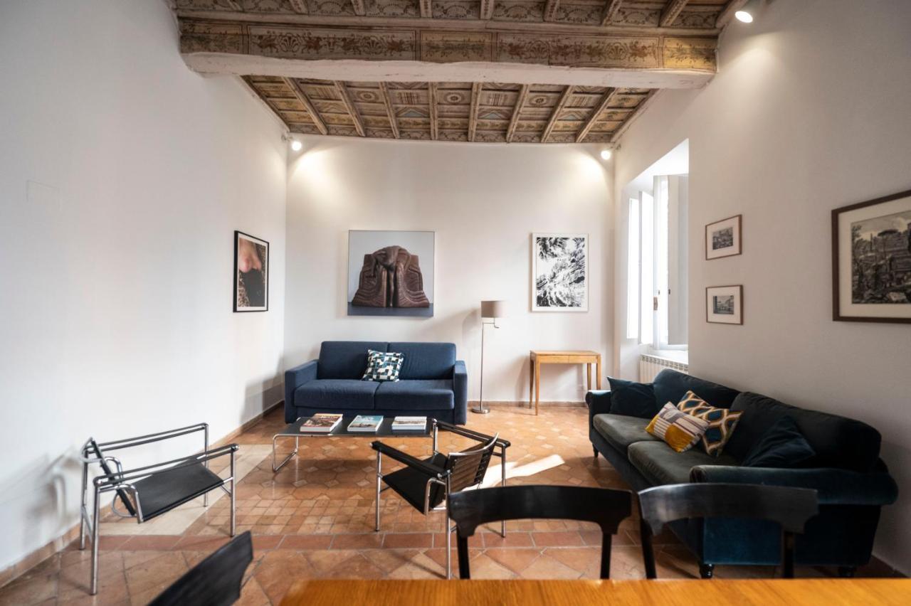 Artsy And Elegant Apartment Near Pantheon โรม ภายนอก รูปภาพ